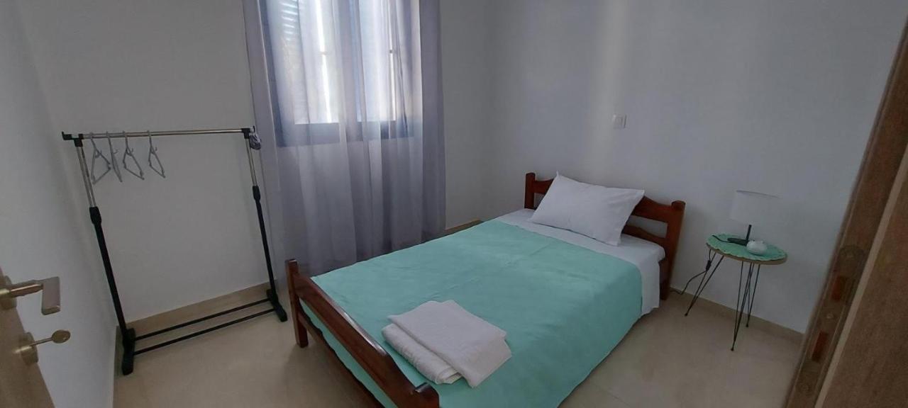 Dionysia Apartments Livadia  Exteriör bild